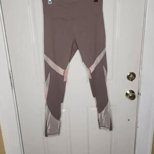 Zella taupe and peach color block leggings women's L